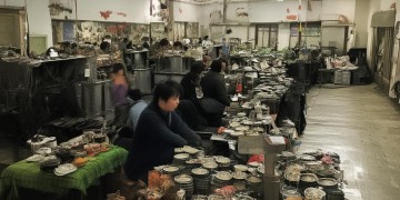 打起鼓敲起锣究竟是哪首歌？